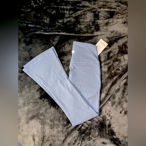 BNWT, Lululemon Align HR Mini flare pant 32”